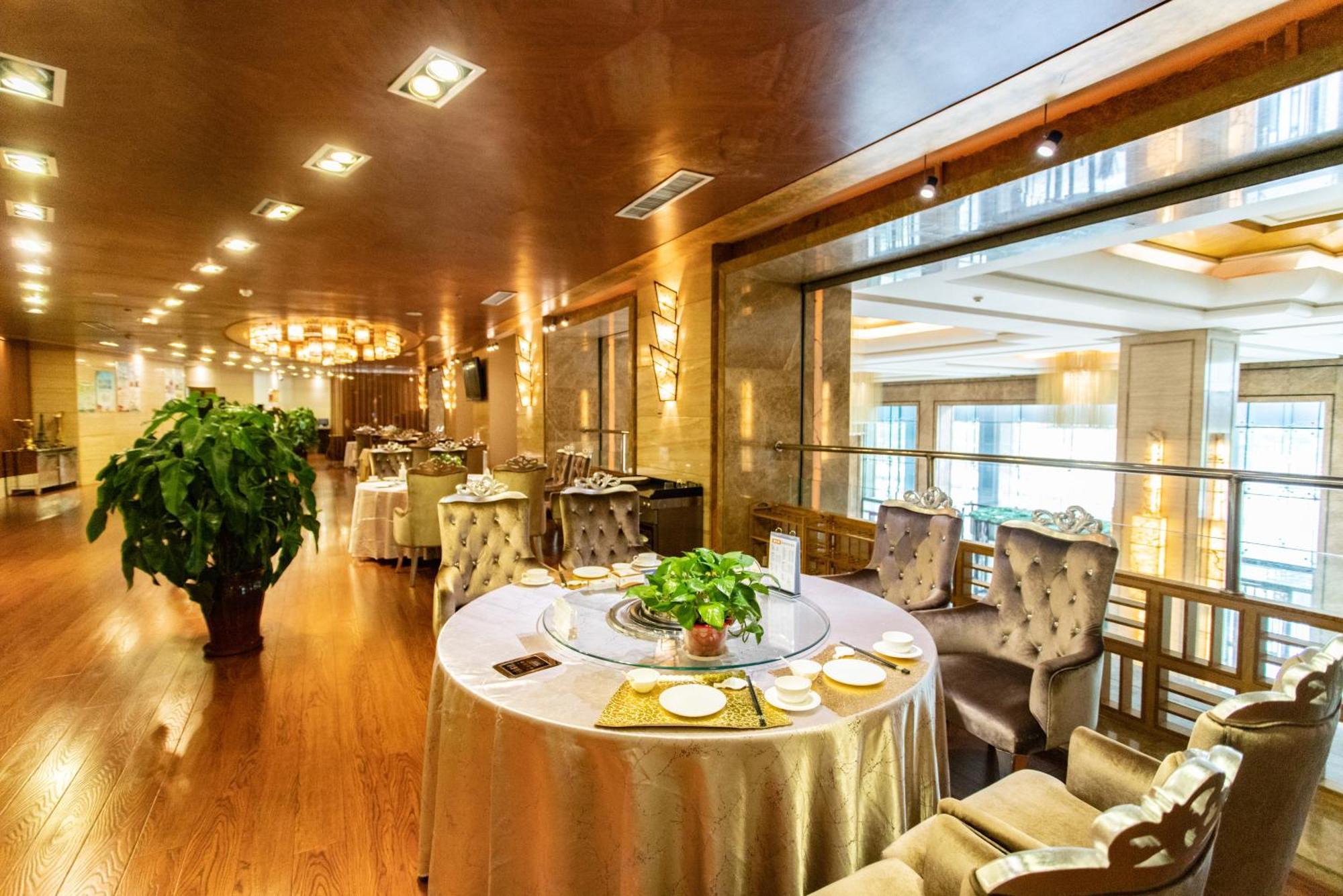 Header Baotou Hotel Exterior photo
